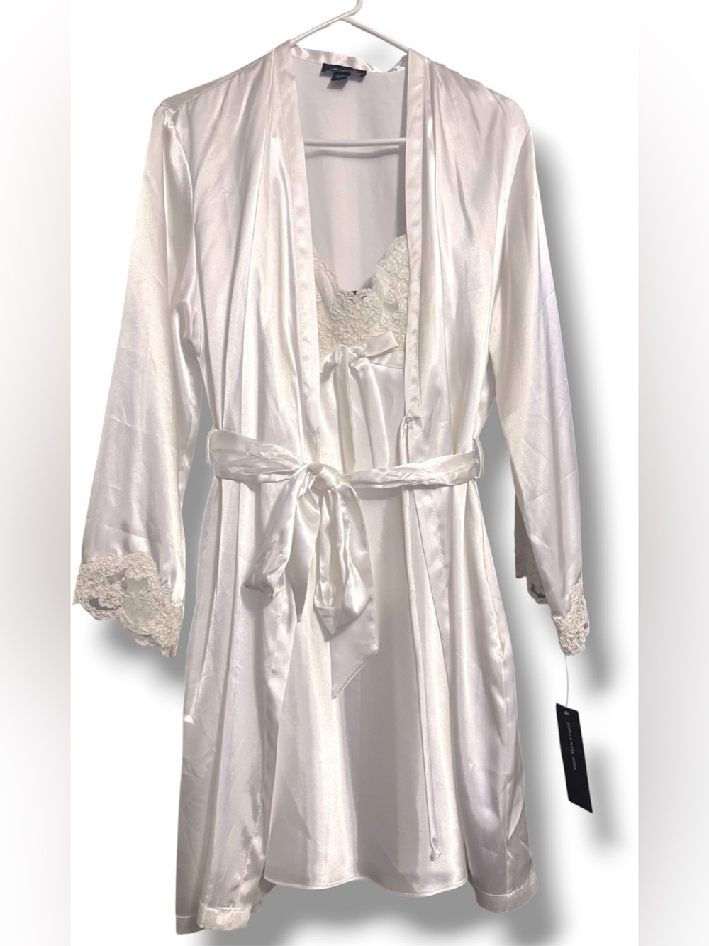 Jones New York White Satin Lace-Trim Robe & Chemise Set